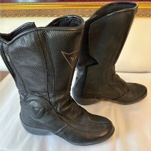Size 7 (39) Black Dainese Svelta Lady Goretex GTX Motorcycle Touring Boots